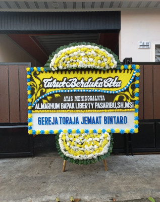Papan Bunga Duka di Bulang
